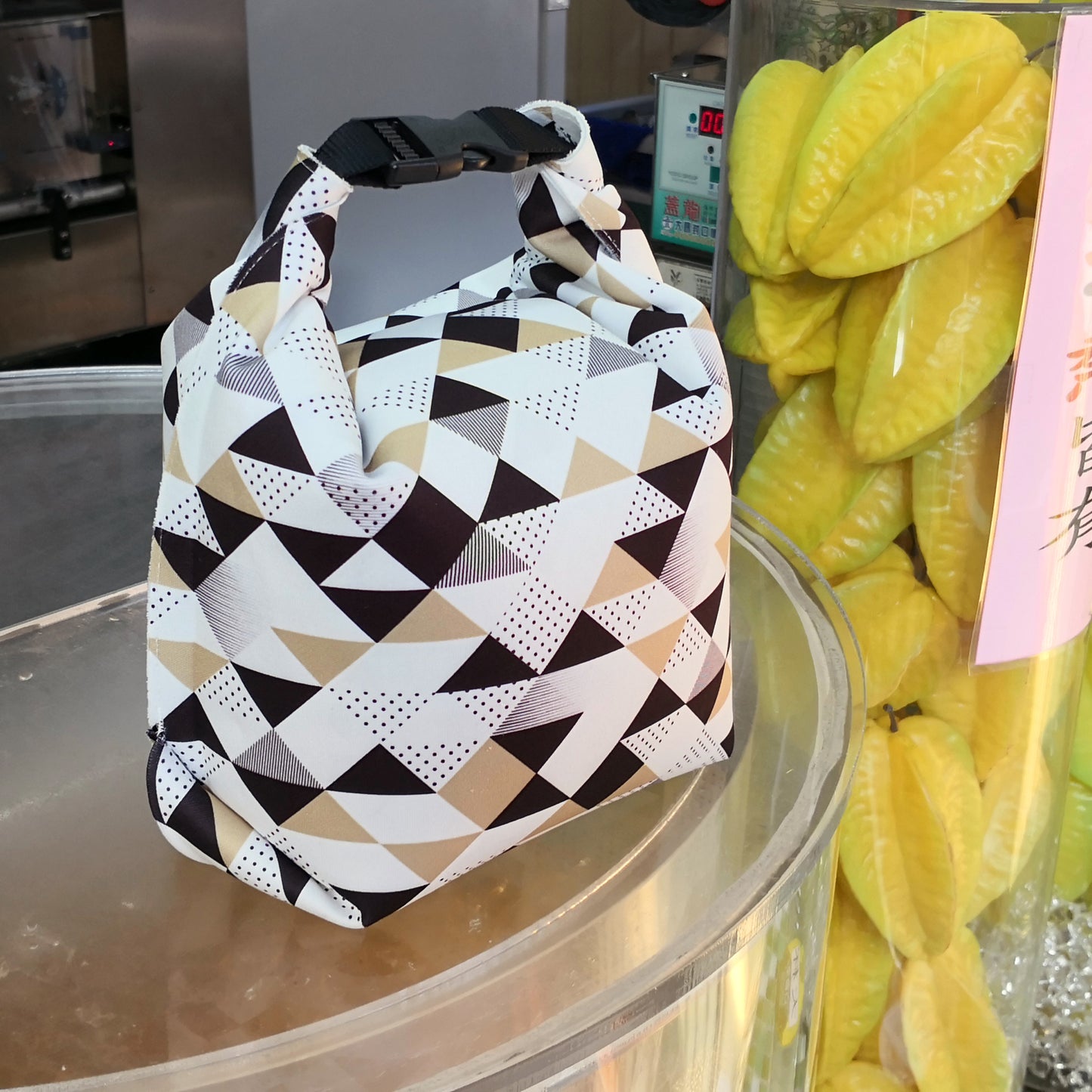 GoPouch – Leakproof Silicone-Coated Food Carrier